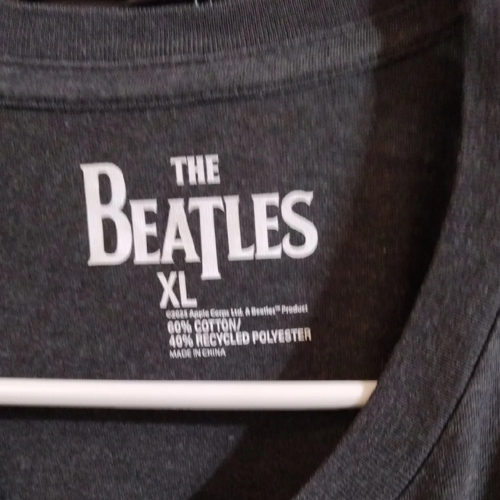 The Beatles Classic And Avantgarde 1965 American Tour Black Tee Shirt - Picture 2 of 4